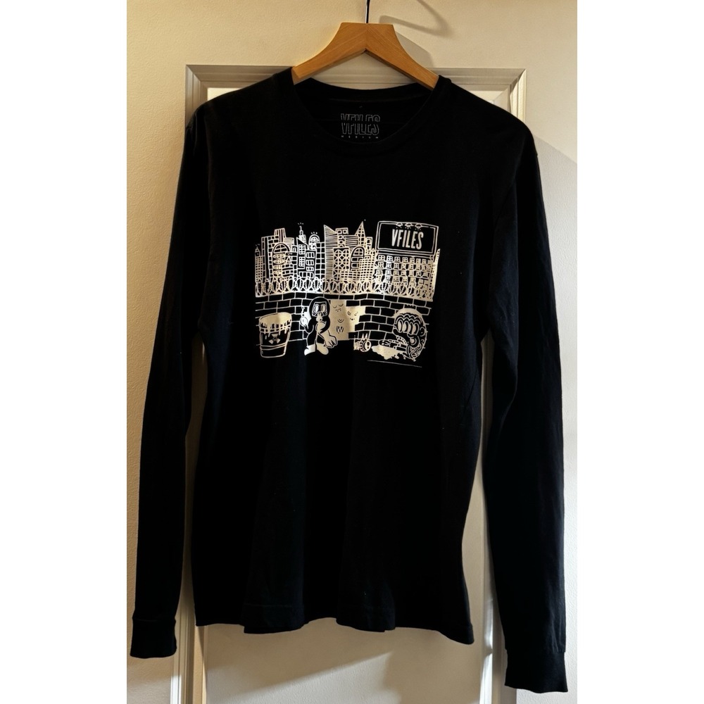 VFILES Graphic Long Sleeve T Shirt Black City Streetwear Graphic Tee Size M
